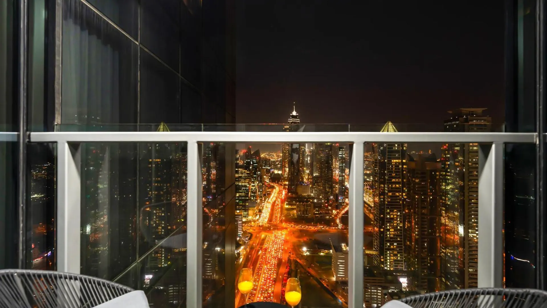Wonderfulstay At Paramount - Highest Infinity Pool - Burj Khalifa View - Brand New Luxury Apartments Dubai