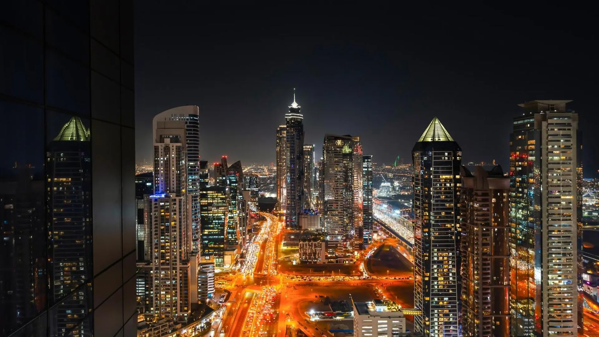 Wonderfulstay At Paramount - Highest Infinity Pool - Burj Khalifa View - Brand New Luxury Apartments Dubai 0*,  United Arab Emirates