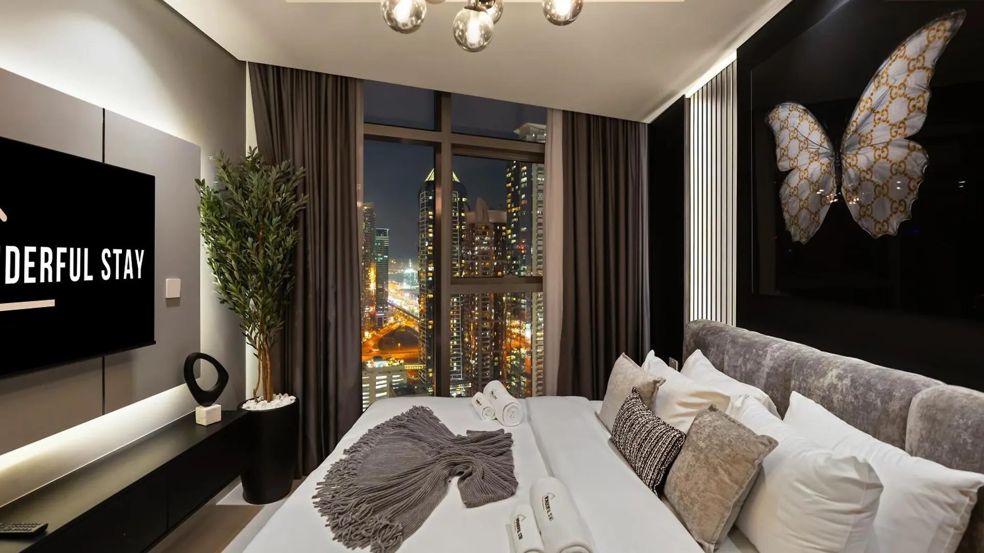 Wonderfulstay At Paramount - Highest Infinity Pool - Burj Khalifa View - Brand New Luxury Apartments Dubai 0*,